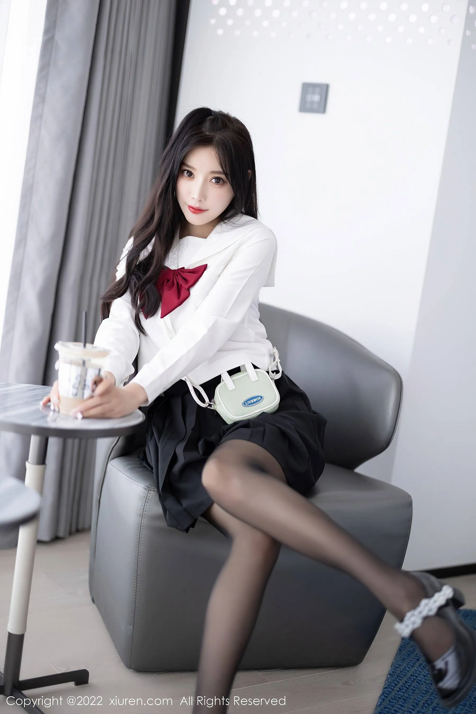 秀人网 No.5823 杨晨晨Yome 黑丝美臀