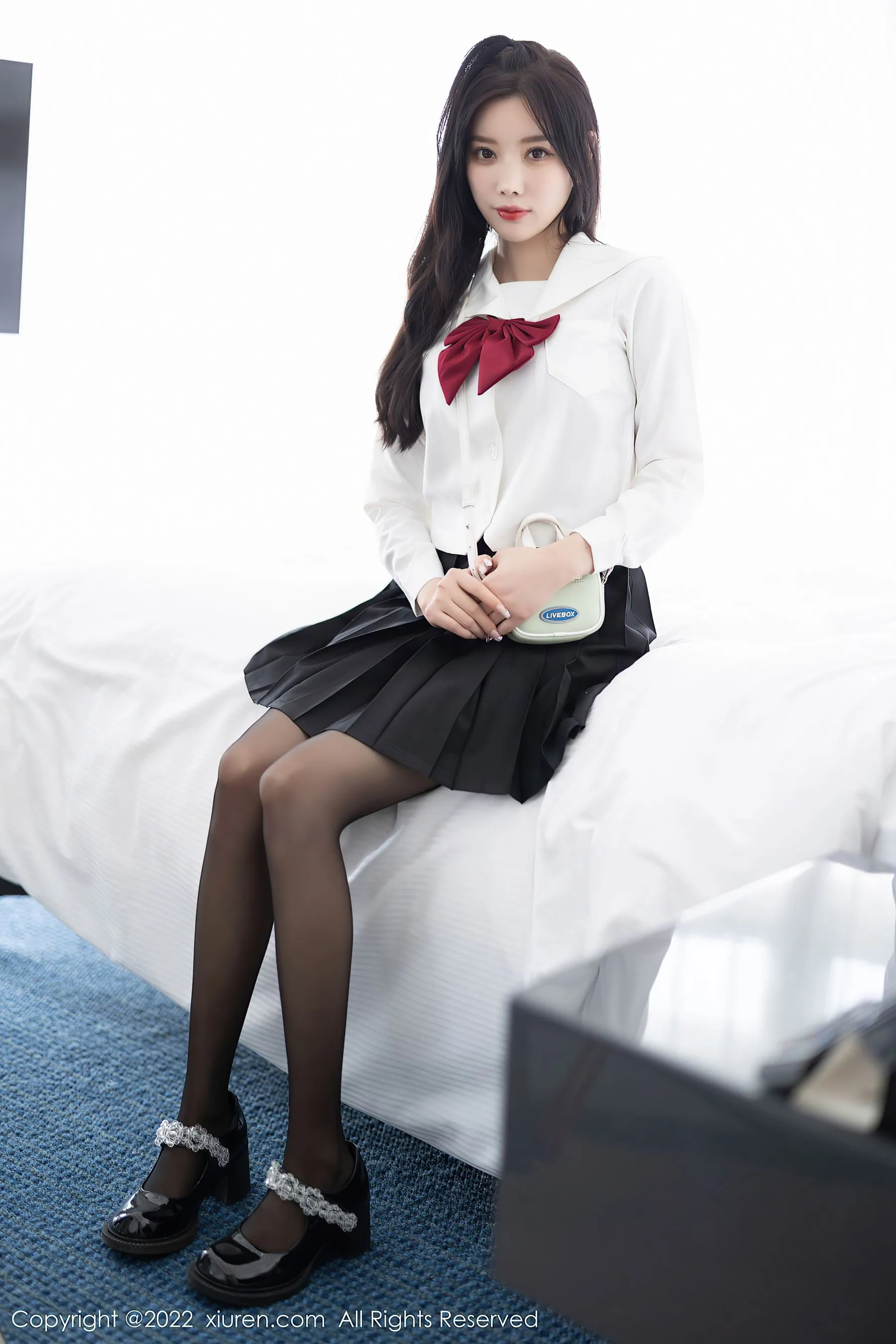 秀人网 No.5823 杨晨晨Yome 黑丝美臀