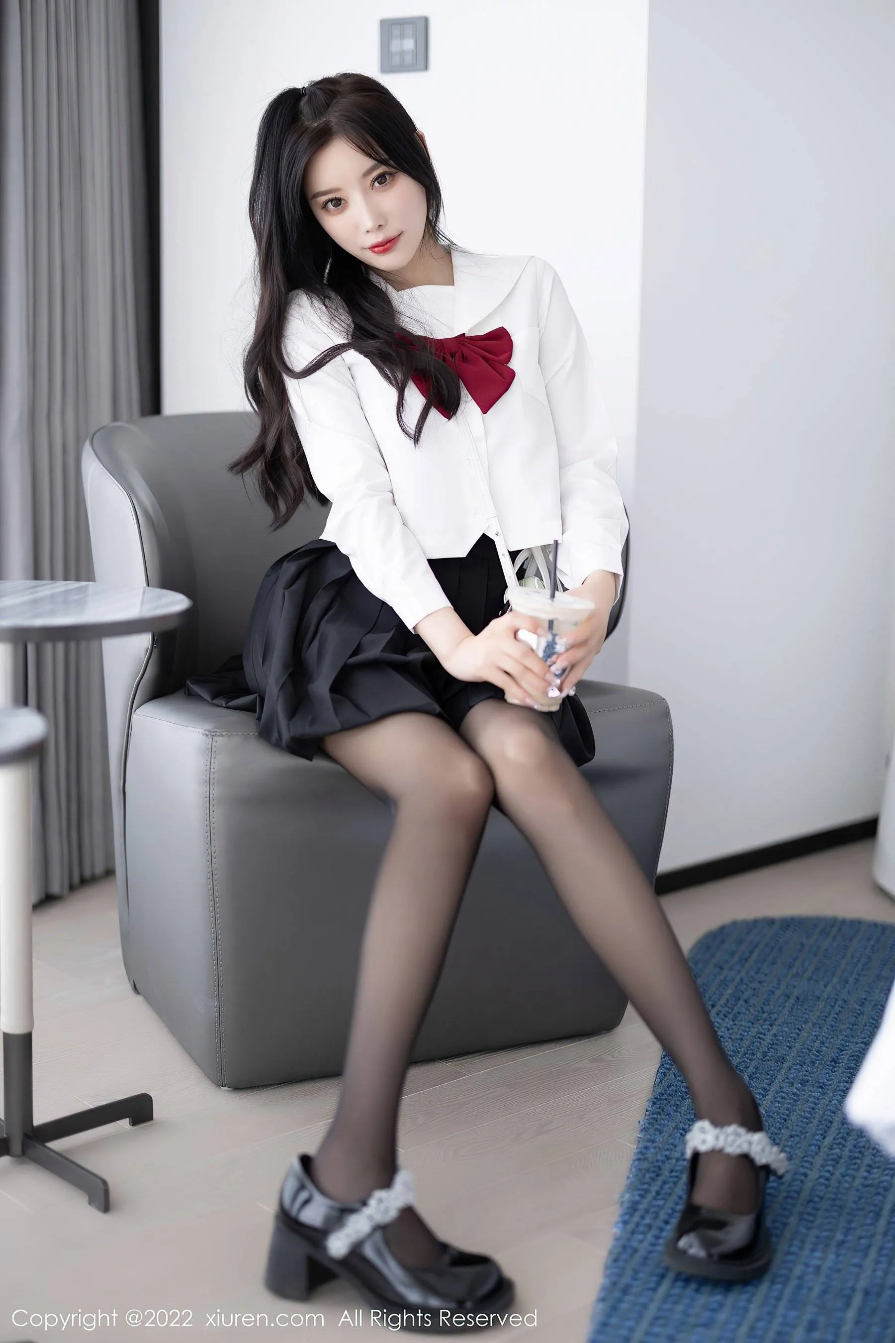 秀人网 No.5823 杨晨晨Yome 黑丝美臀