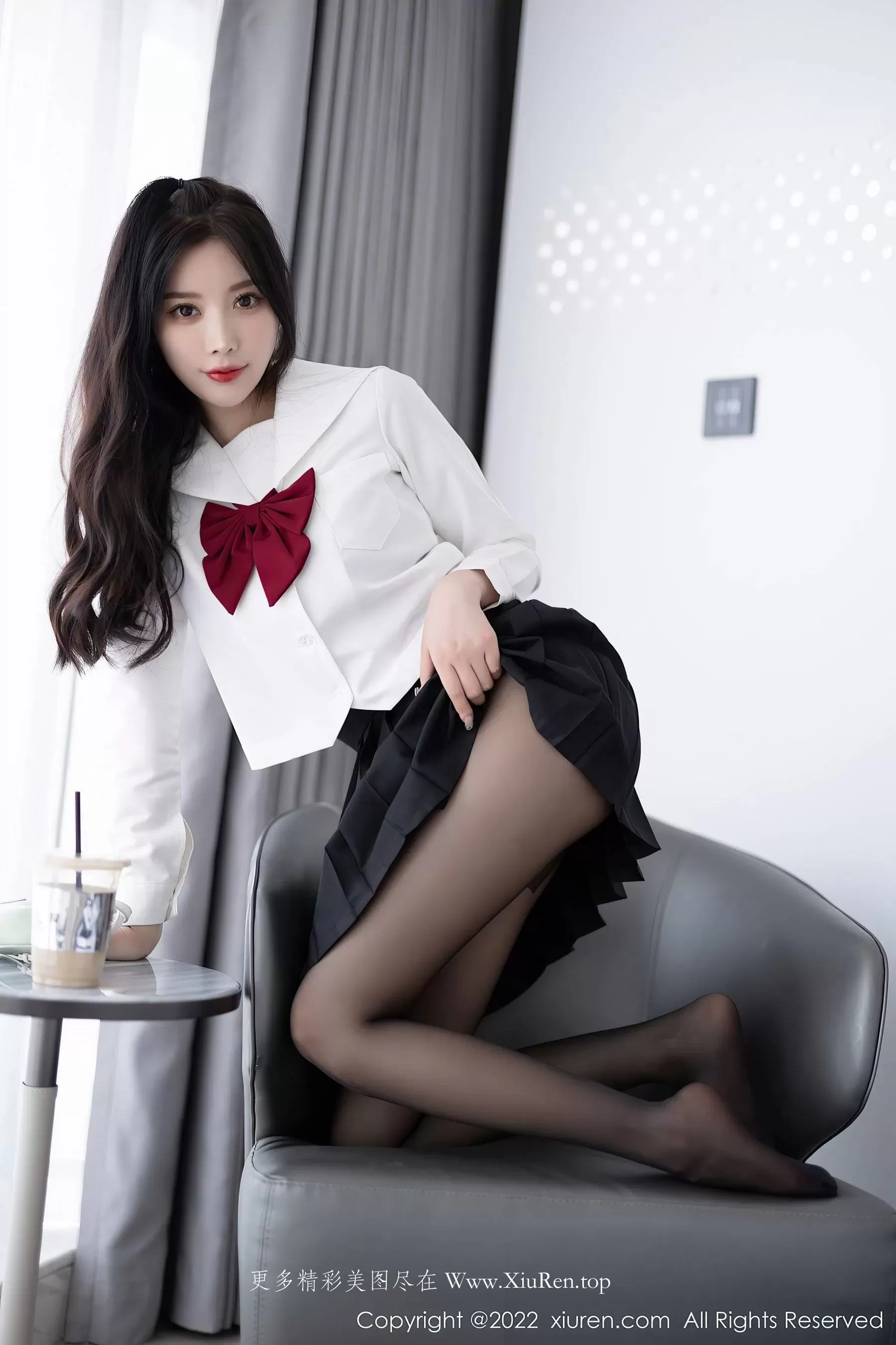秀人网 No.5823 杨晨晨Yome 黑丝美臀