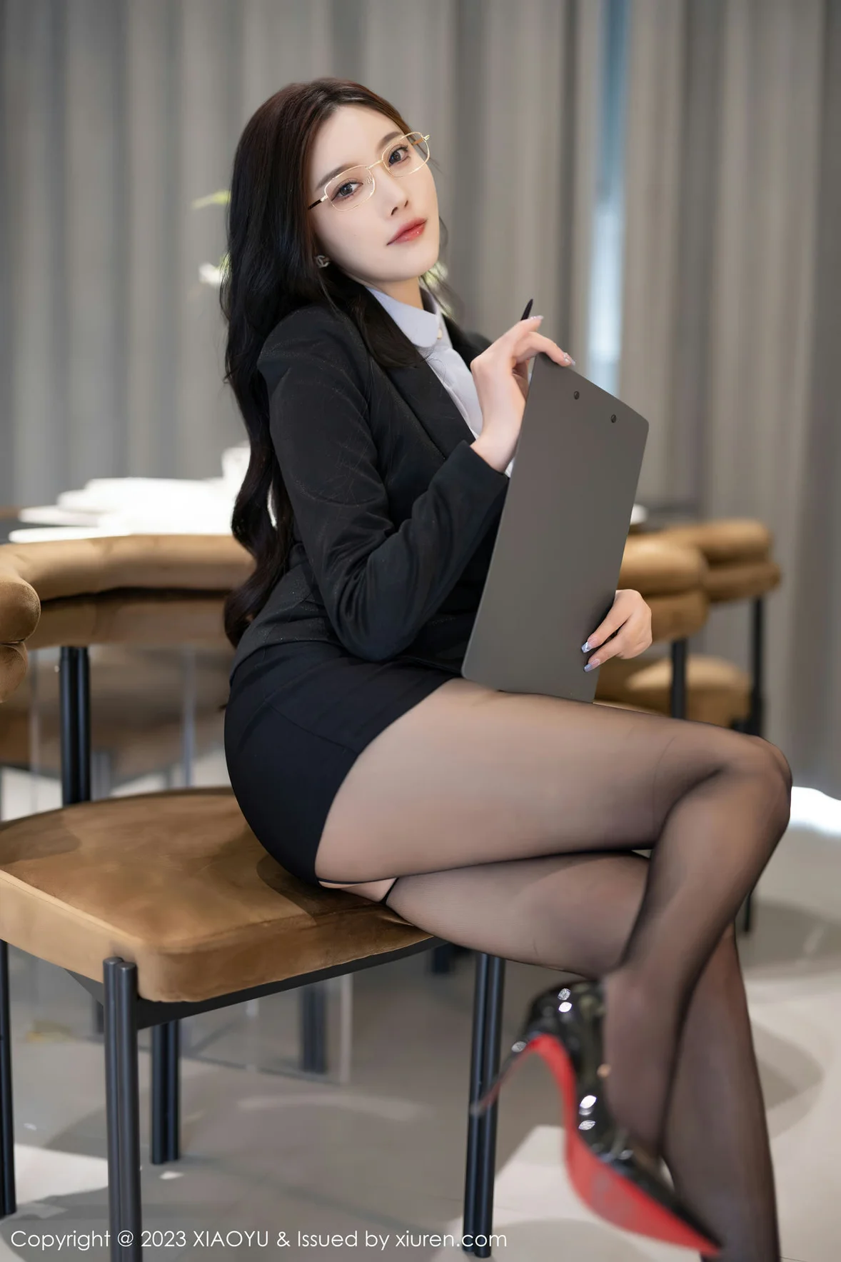XIAOYU 语画界 Vol.1041 杨晨晨Yome 黑色职业装贵州旅拍写真 [101P]插图10