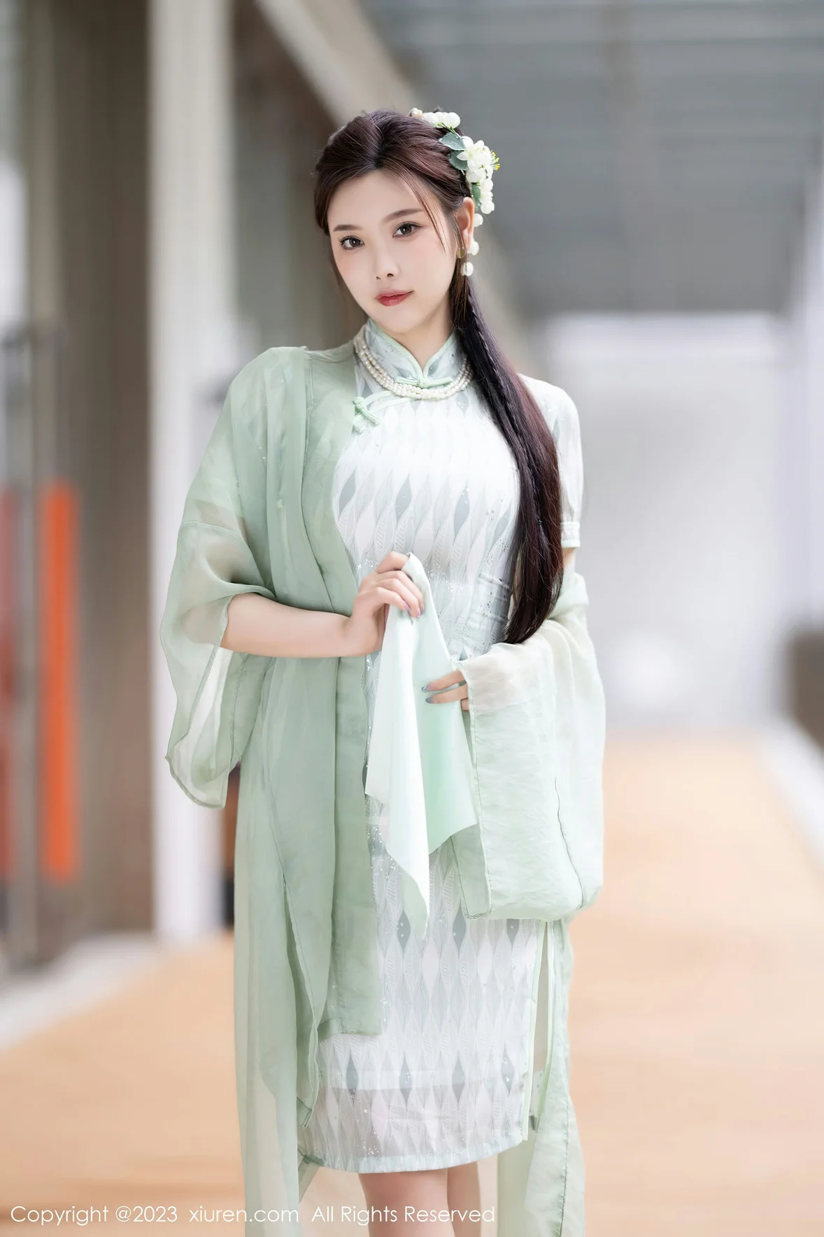 XiuRen 秀人 No.6983 杨晨晨Yome 淡绿色旗袍性感写真 [85P]插图