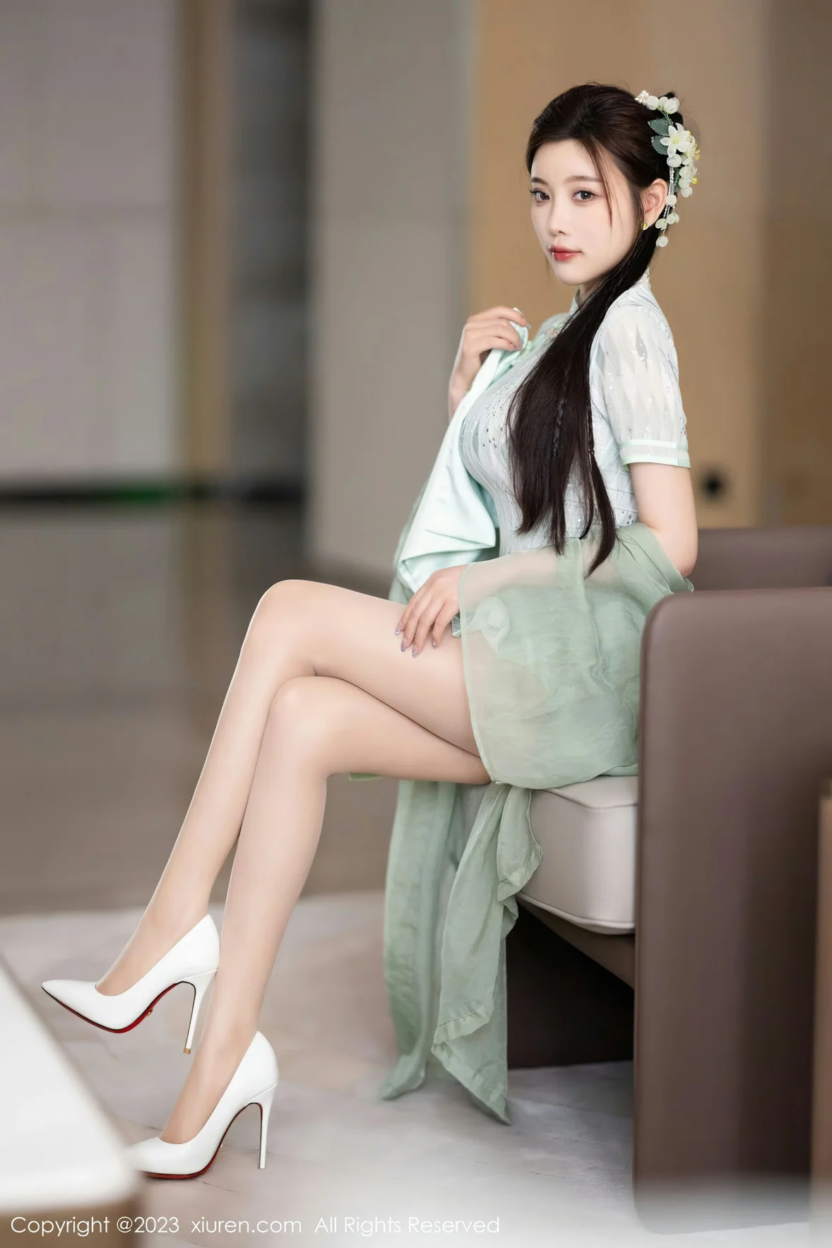 XiuRen 秀人 No.6983 杨晨晨Yome 淡绿色旗袍性感写真 [85P]插图11