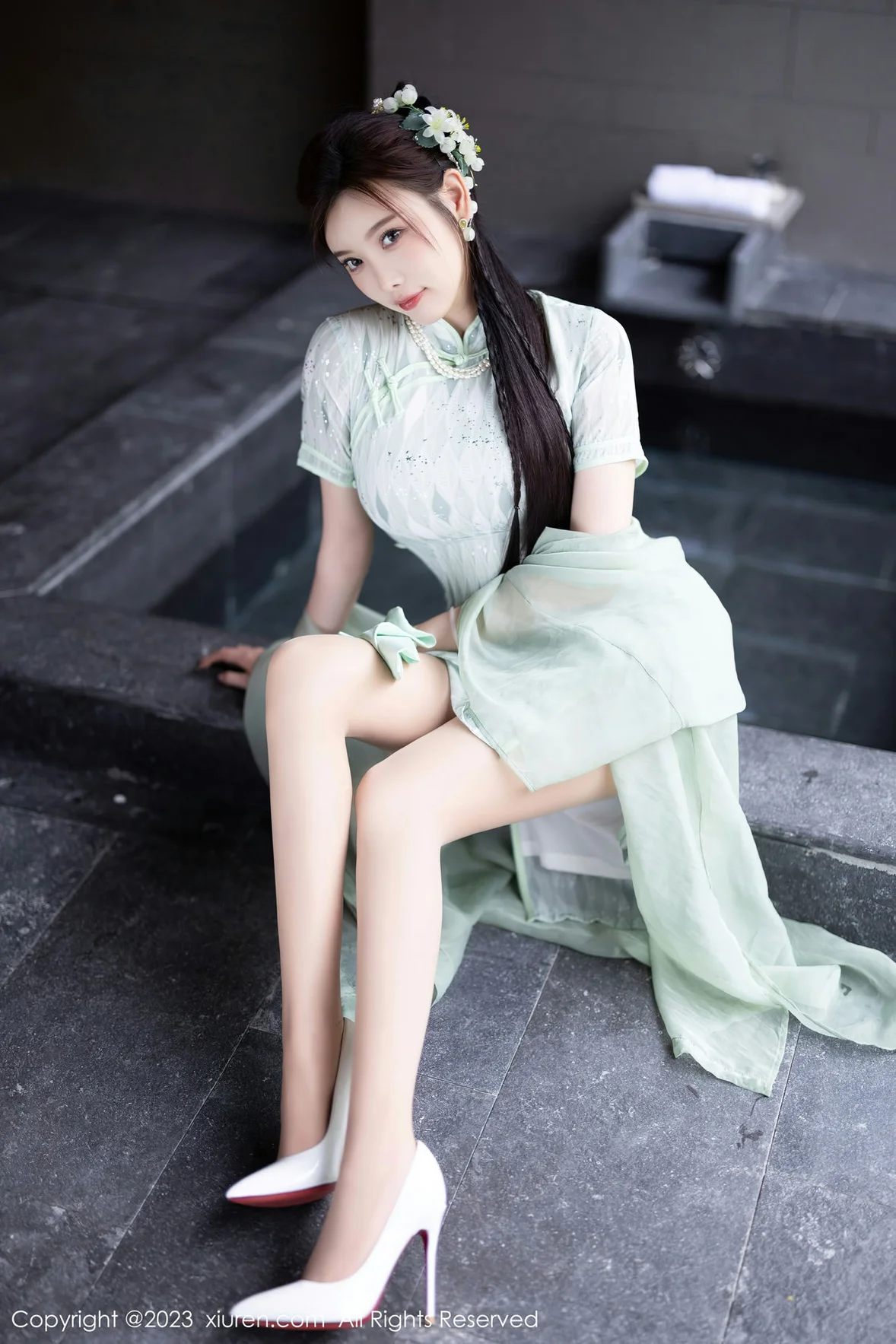 XiuRen 秀人 No.6983 杨晨晨Yome 淡绿色旗袍性感写真 [85P]插图16