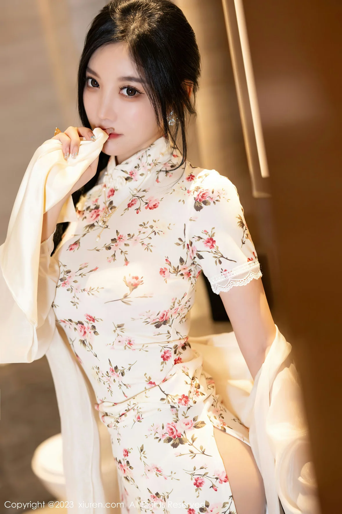 秀人网 No.7363 杨晨晨Yome 碎花旗袍浙江安吉旅拍 [87P]插图35