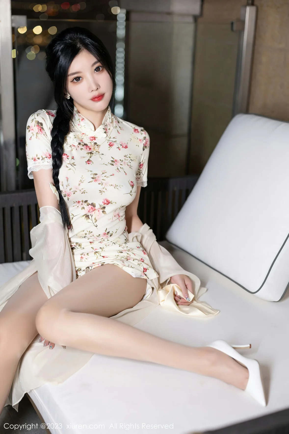 秀人网 No.7363 杨晨晨Yome 碎花旗袍浙江安吉旅拍 [87P]插图17