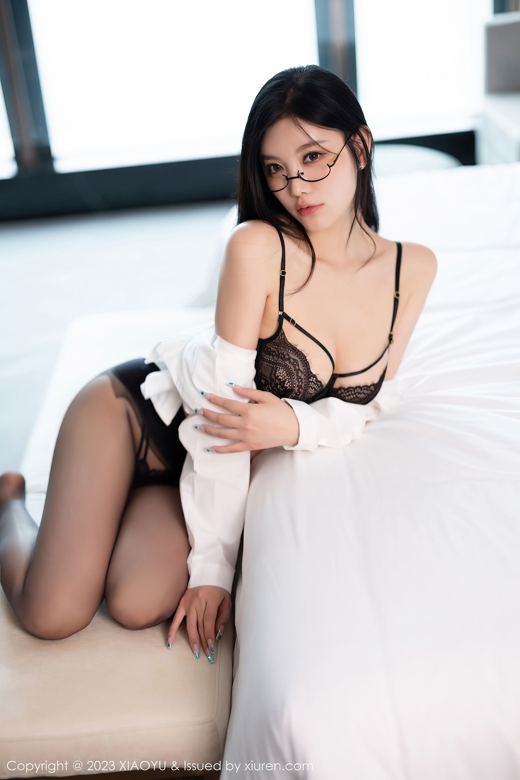 语画界 VOL.1121 杨晨晨Yome 黑丝制服插图32