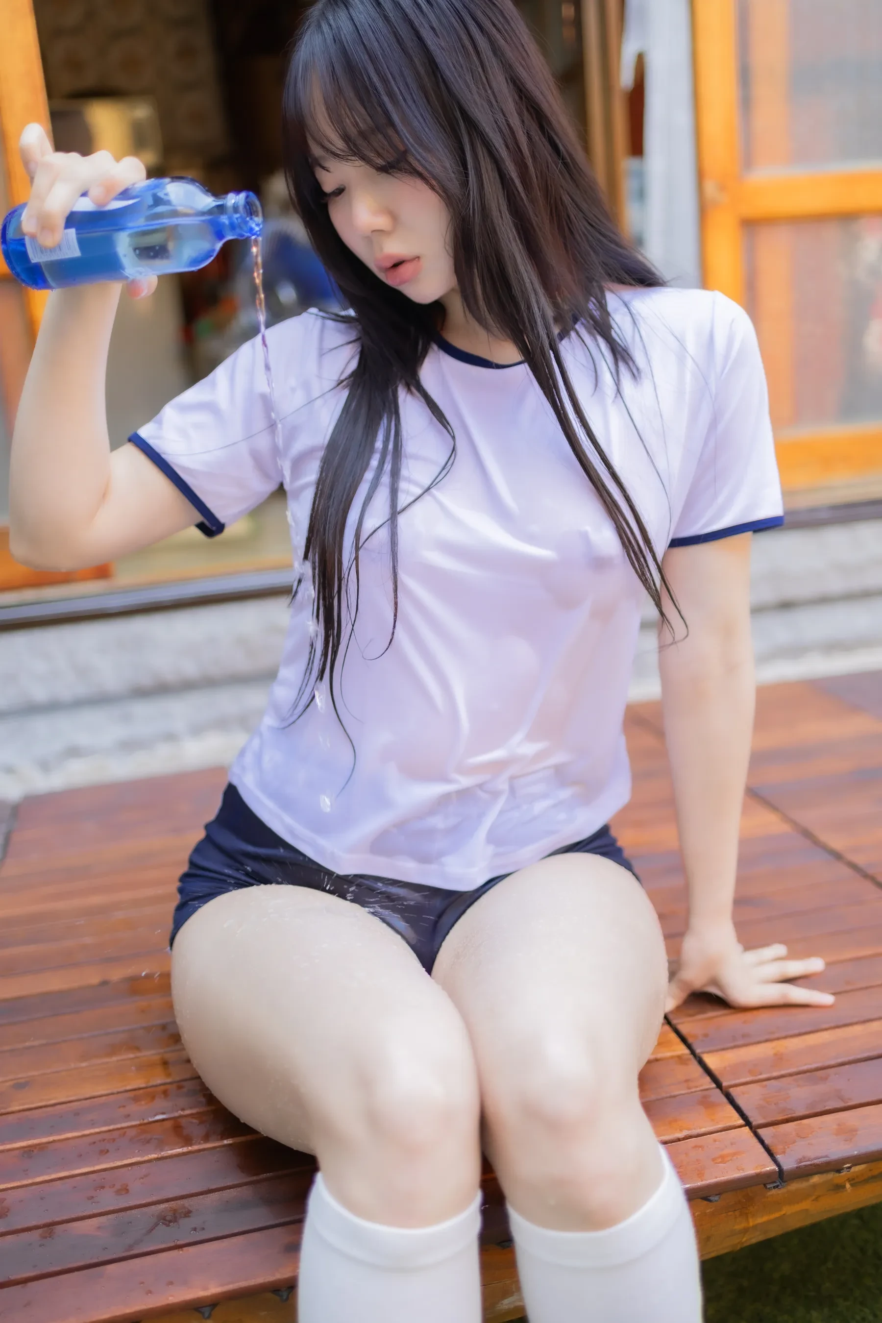 Myua (76)