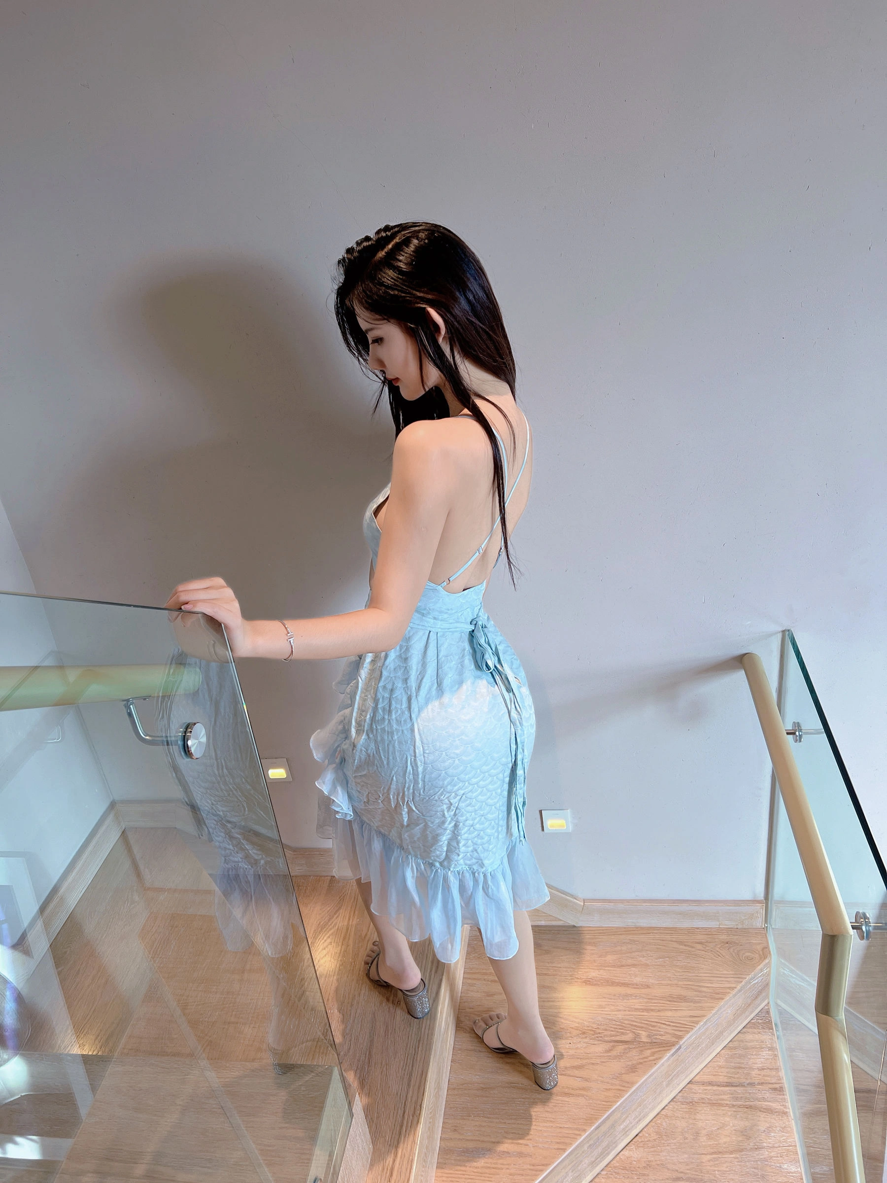 美女模特Azhua19970(阿朱啊) – 蓝裙之绳插图11